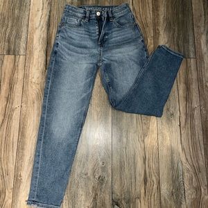 American Eagle Mom Jeans